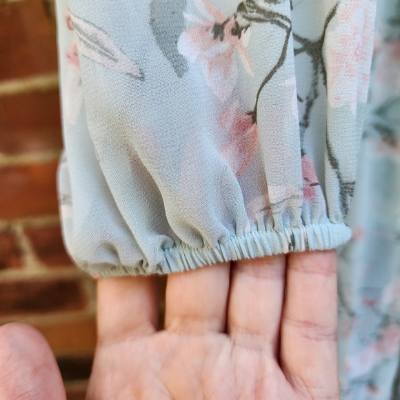 Stunning High Low Dress - Picture 5 of 6